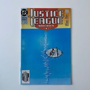 Justice League America #35 DC Comics 1990 Adam Hughes art, Keith Giffen UC